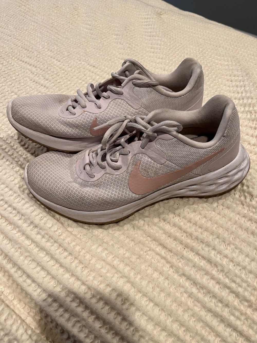 Nike Women’s Running Shoes in Light Pink 8.5